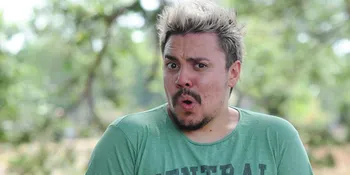 Sam Brodie Main di 'Otomatis Ngartis'