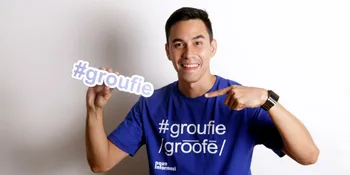 Sambangi KapanLagi®, Darius Sinathrya Sebarkan Demam Group Selfie