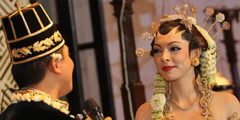 Sambut Lahiran Anak Pertama, Suami Reisa Kartikasari Nangis