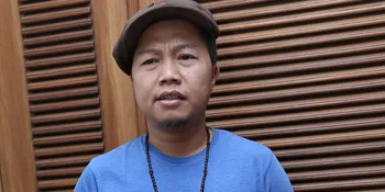 Sandhy Sondoro dan Ade Sechan Sudah Resmi Bercerai