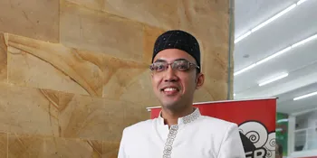 Sandy Tumiwa Banyak Ambil Hikmah Dari Penundaan Pernikahan