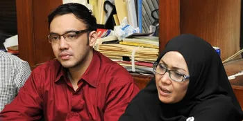 Sandy Tumiwa Nangis di Polda Metro Jaya, Korban Penipuan Bersorak