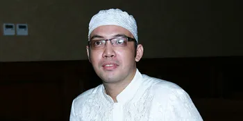 Sang Ibu Tak Tahu Sandy Tumiwa Sudah Nikah Siri dengan Vivi Paris