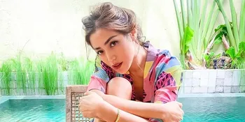 Santai di Pinggir Pantai, Jessica Iskandar Unggah Foto Cantik Dalam Balutan Swimsuit