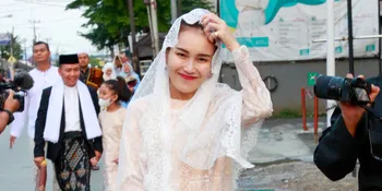 Sapi Kurban Ayu Ting Ting Ngamuk Saat Mau Disembelih, Bikin Kewalahan