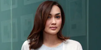 Sara Wijayanto & Risa Saraswati 'Hunting' Hantu di Kota Bandung