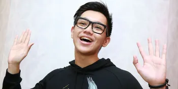 Sayang Orang Tua, Brandon Salim Tak Masalah Disebut Anak Mami