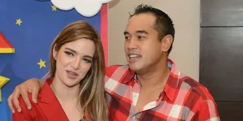 Sambil Berkaca-Kaca, Nia Ramadhani Ungkap Alasan Dirinya Sayangi Aburizal Bakrie Bak Ayah Kandung