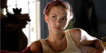 Scarlett Johansson Bentuk Girlband!