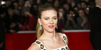 Scarlett Johansson - Romain Dauriac Benar-Benar Sudah Menikah