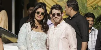 Sebelum Menikah di Jodhpur, Priyanka Chopra Gelar Puja di Mumbai