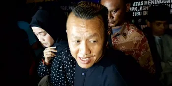Sederet Artis Hadiri Tahlilan untuk Doakan Ashraf Sinclair, Shandy Pas Band - Al Ghazali