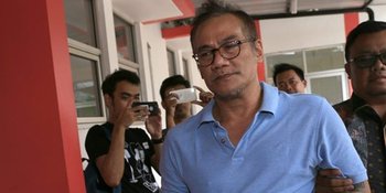 Sederet Bintang Film Senior Tak Terima Dengan Tuntutan Jaksa Untuk Tio Pakusadewo