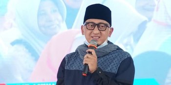 Sederet Sahabat Jalankan Program Wakaf 1000 Al-Quran untuk Peringati 40 Hari Meninggalnya Rina Gunawan