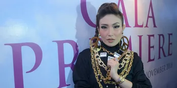 Sekarang Hobi Ngevlog, Ini Tujuan Yang Ingin Dicapai Oleh Ayu Dewi