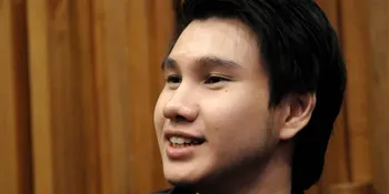 Selalu On Time, Reyhan Bikin Kangen Band Tenang