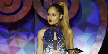 Selalu Tampil Cantik, Ini Warna Lipstik Favorit Cinta Laura!