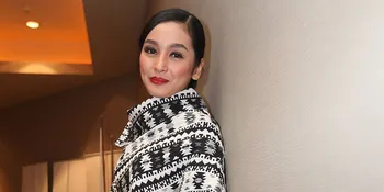 Selamat, Tya Arifin Resmi Dilamar Anak Tiri Siti Nurhaliza