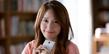 Selamat! Yoona SNSD Wisuda Dan Dapat Award Spesial Dari Kampus