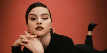 Selena Gomez Rilis Single yang Berjudul MY MIND &#38; ME