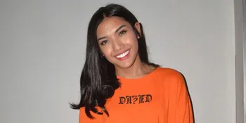 Selfie dan Dance di Kamar Mandi, Millendaru Keponakan Ashanty Pamer Cleavage