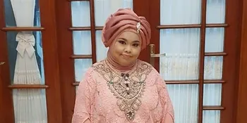 Selfie Pake Softlens, Kekeyi Malah Dibilang Serem & Cocok Main Film Horor