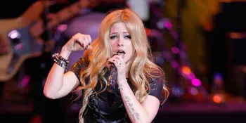 Sembilan Tahun Berlalu, Wajah Avril Lavigne Masih Tetap ...