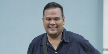 Sembuh Dari Stroke, Fahmi Bo 'Gusur' Kini Bantu Istri Jualan Kue