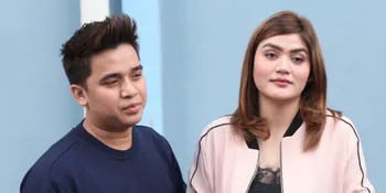Sempat Dikabarkan Putus, Hilda Vitria dan Billy Syahputra Kembali Mesra