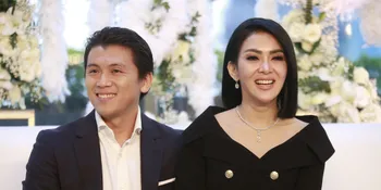 Sempat Grogi, Reino Barack Sudah Sudah Cium Kening Syahrini Sebelum Lamaran Dijawab