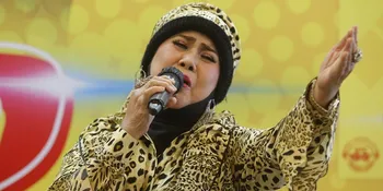 Sempat Positif Covid-19, Elvy Sukaesih Kembali Ceritakan Pengalamannya Saat Jalani Proses Isolasi