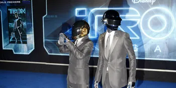 Semua Lagu Daft Punk Dibuat Akustik, Sama Keren?