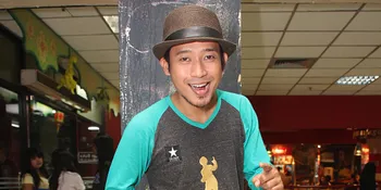 Senangkan Istri, Deni Cagur Tak Segan Beri Hadiah Mewah