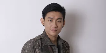 Senyum Audrey Ketika Dijenguk Ifan Seventeen di RS, Tak Mau Wajahnya Disensor