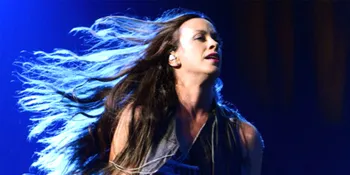 Seorang Pria Diserang Gara-Gara Lagu Alanis Morissette
