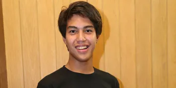 Seperti Apa El Rumi Memaknai 4 Tahun Hubungan Asmaranya Bersama Marsha Aruan?