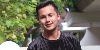 Sering Dibilang Mirip Nicholas Saputra, Apa Kata Andhika Pratama?