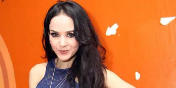 Sering Main Film Horor Dan Kurang Laku, Cynthiara Alona Malu