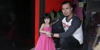 Seru! Tingkah Safeea Saat Main Kincir Angin di Melbourne