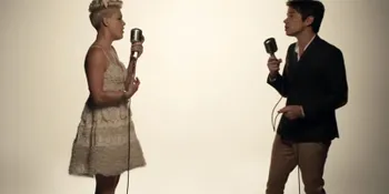 Serunya 'Just Give Me A Reason' Cover Dalam Berbagai Versi