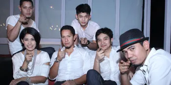 'SETAPAK SRIWEDARI', Album Tak Sengaja Maliq and D Essentials