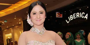 Setelah DP Tanpa Busana, Instagram Depe Pajang 2 Foto Lebih Hot