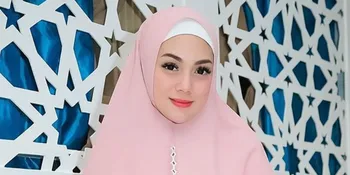 Setelah Nyaman Pakai Hijab Syari, Celine Evangelista Ikutan Sahur dan Buka Puasa