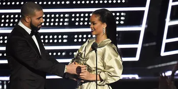 Setelah Nyatakan Cinta, Drake - Rihanna Resmi Pacaran?