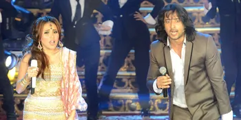 Shaheer Sheikh Beri Gelang Khusus Buat Ayu Ting Ting?