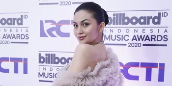 Sharing Insecurity, Ariel Tatum Pamer Salah Satu Bekas Sayatan di Tubuhnya