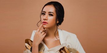 Shinta Bachir Beberkan Alasan Kembali Lepas Hijab