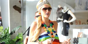 Si Seksi Paris Hilton Siap Kembali Dengan Album Baru