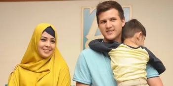 Siap Jadi Ayah, Ini Ucapan Stuart Collin Pada Anak Risty Tagor