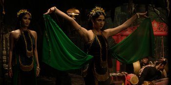 Siap Tayang di Disney+ Hotstar, Simak Kembali Fakta-Fakta Menarik Film 'KKN DI DESA PENARI'